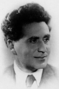 Лев Инденбом