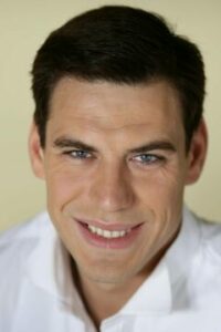 Дмитрий Дюжев