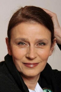 Елена Сафонова